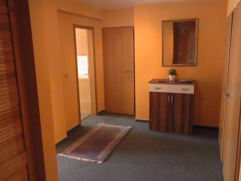 Monteur-Wohnungen, City-Apartment Sarrebruck Room photo